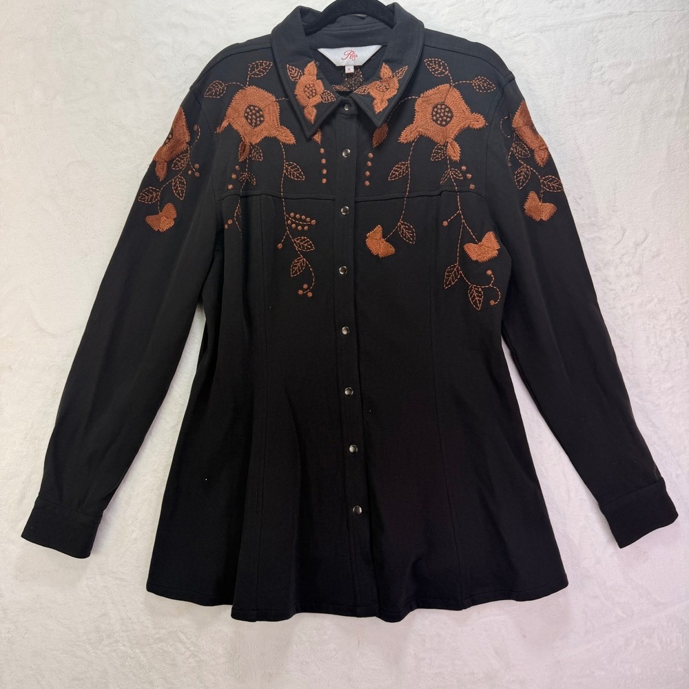 Roja RARE Floral Embroidered Western Snap Front Top Black Womens Xl